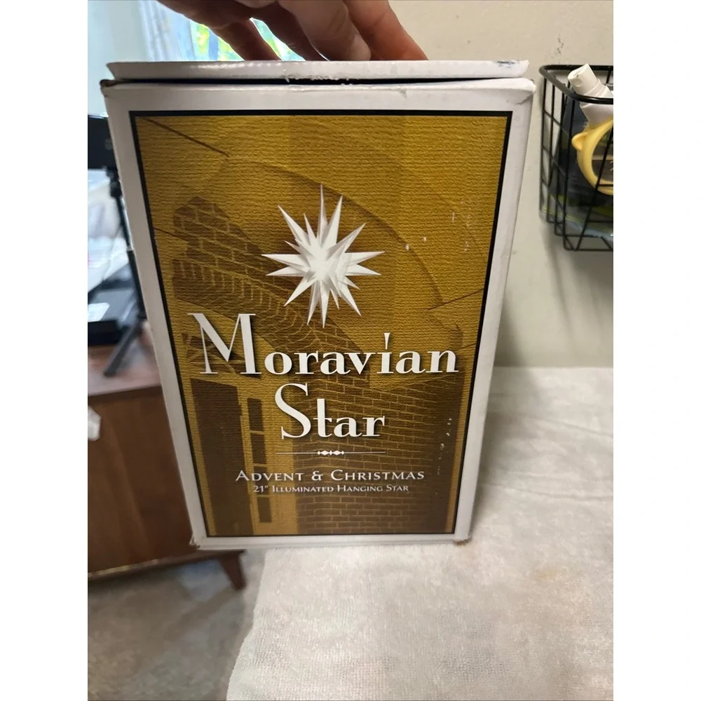 Vintage Moravian Star 21in Illuminated Hanging Star Light Christmas Advent Decor